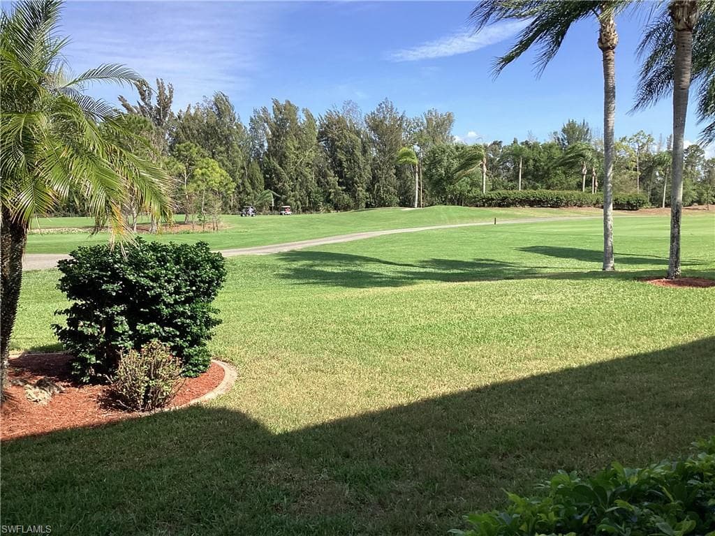 5910 Trailwinds DR 415 FORT MYERS, FL 33907