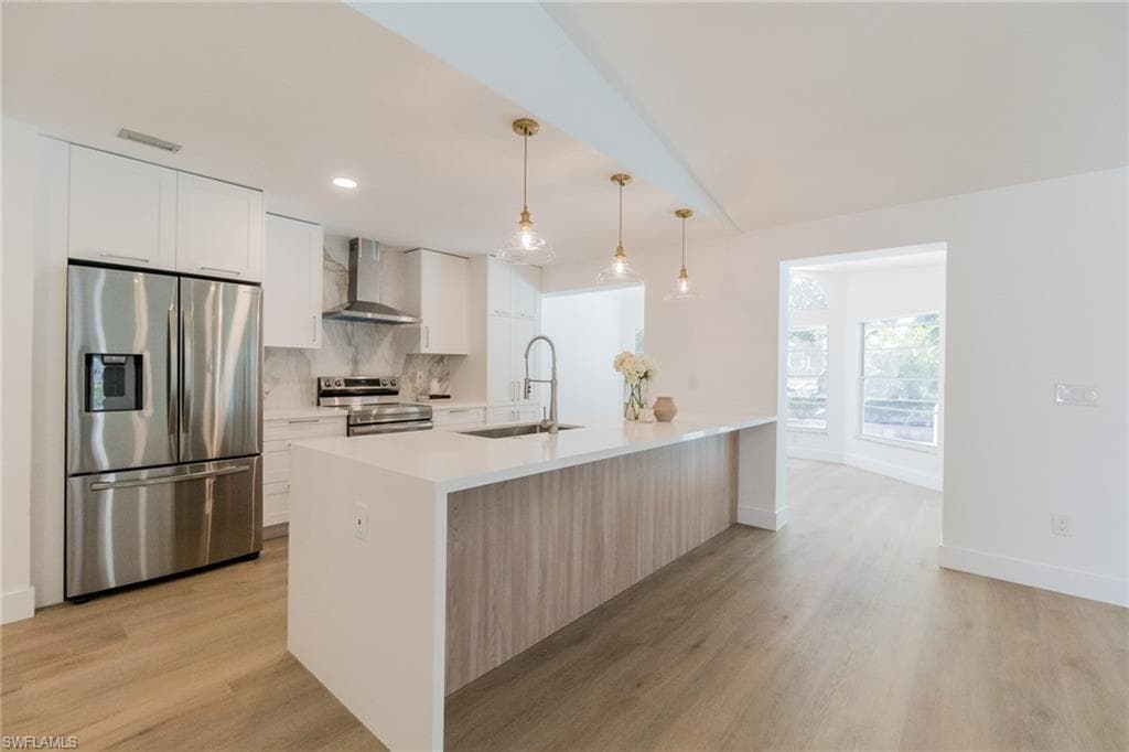 28373 Tasca DR BONITA SPRINGS, FL 34135