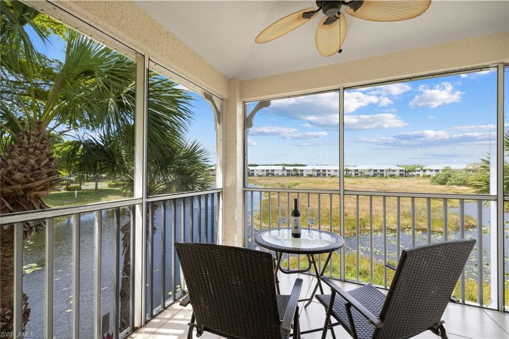 1101 Sweetwater LN 1201 NAPLES, FL 34110