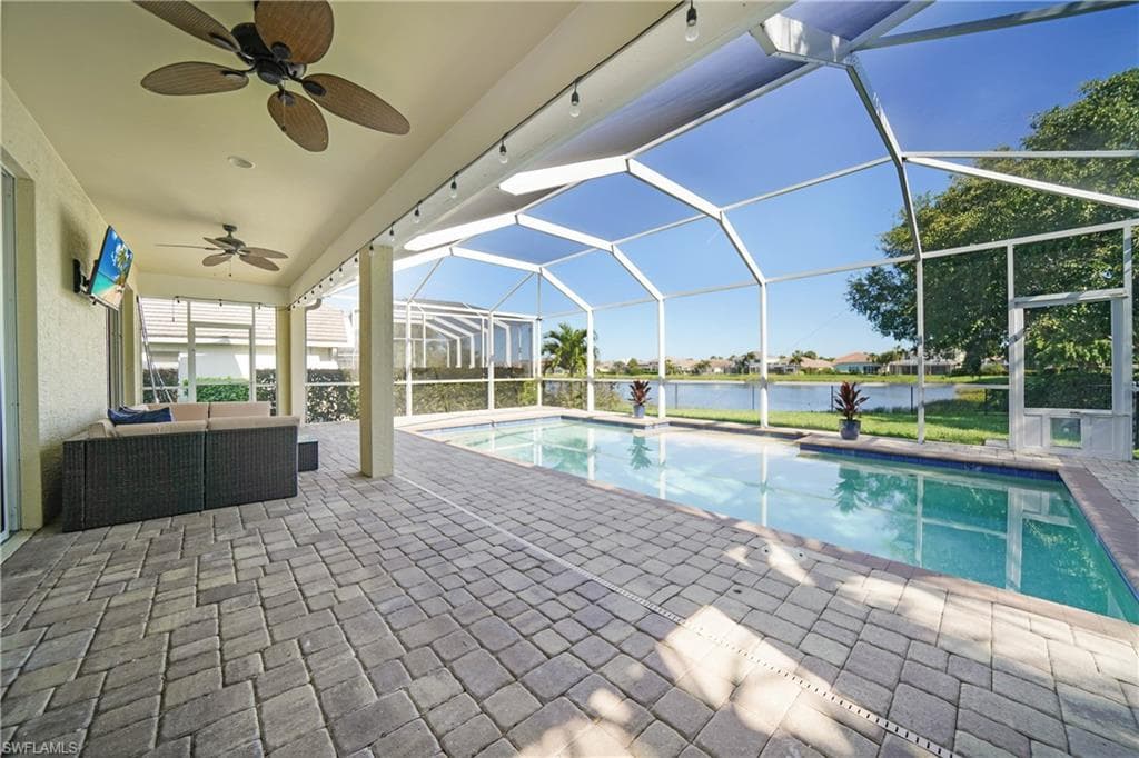 2605 Sunvale CT CAPE CORAL, FL 33991
