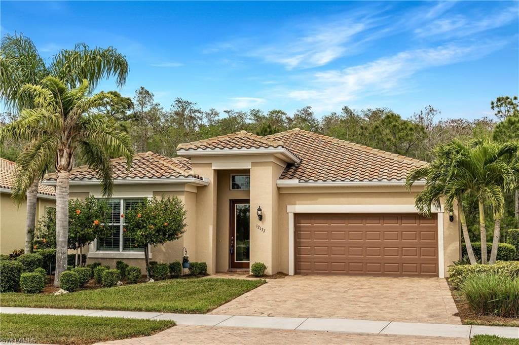 12137 Chrasfield Chase FORT MYERS, FL 33913