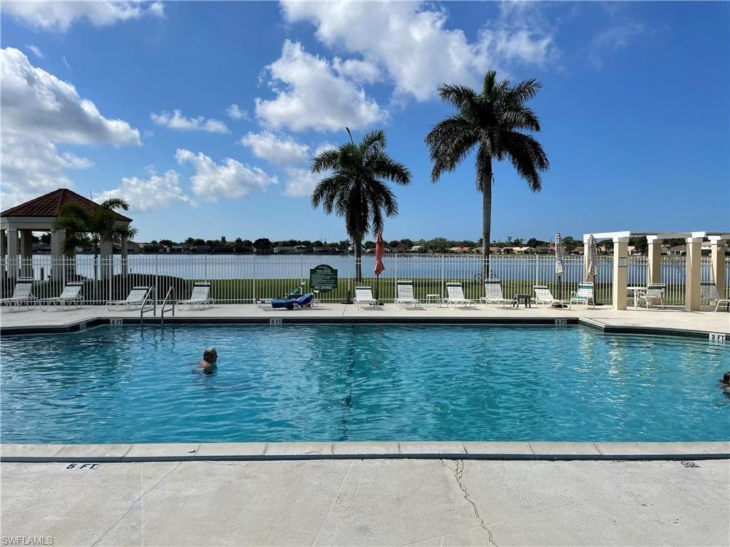 7762 Jewel LN 103 NAPLES, FL 34109