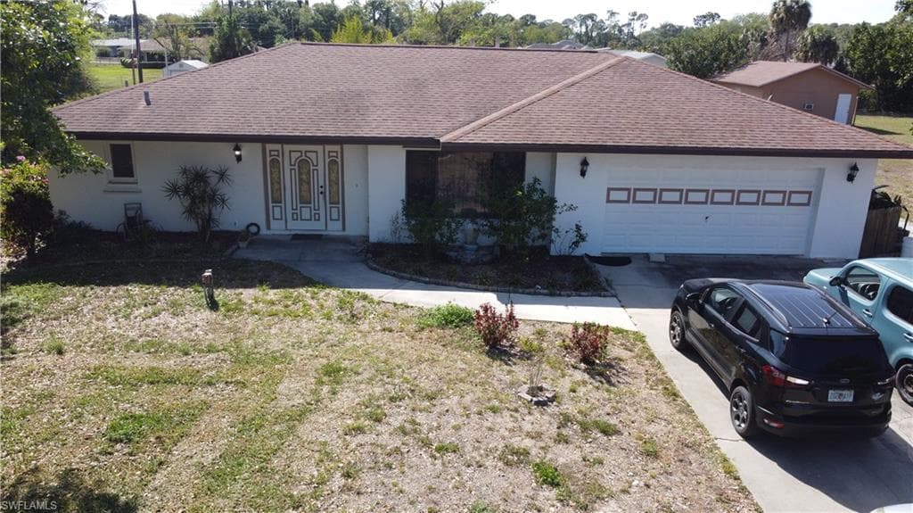 315 Lake AVE LEHIGH ACRES, FL 33936