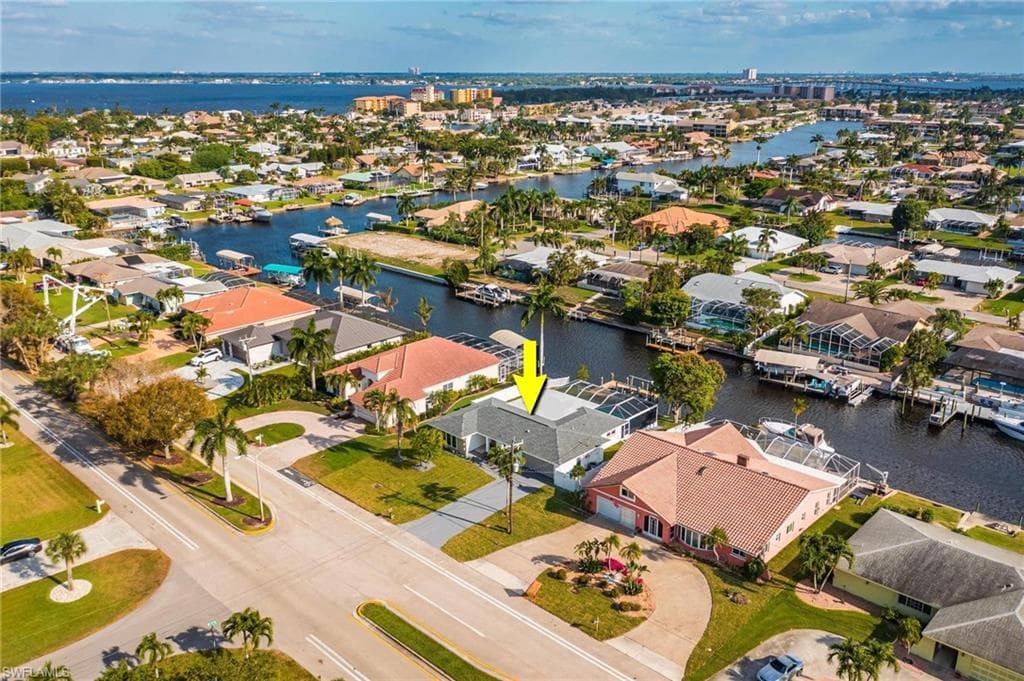 1720 Savona PKY CAPE CORAL, FL 33904