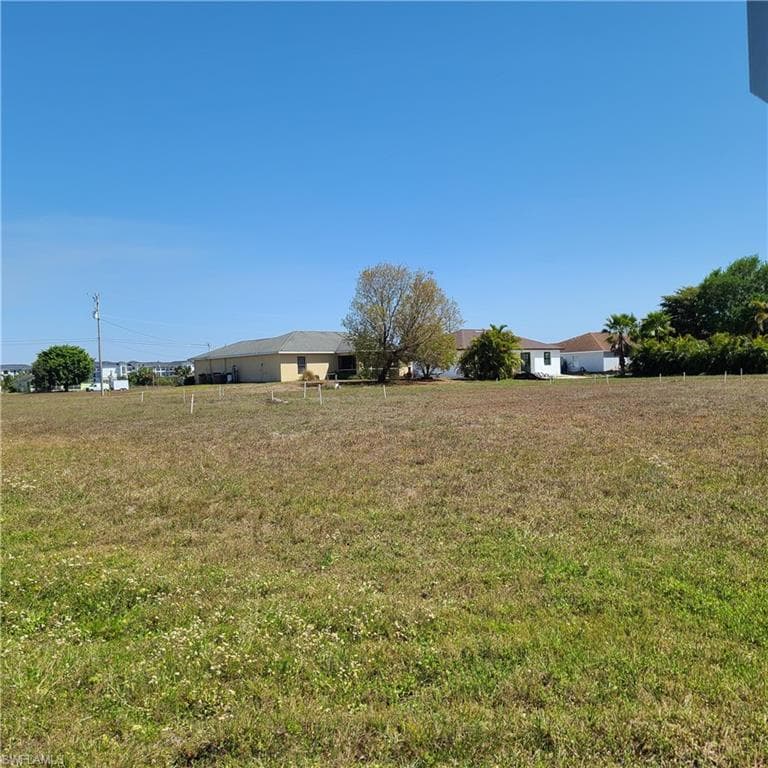 1335 NE 22nd AVE CAPE CORAL, FL 33909