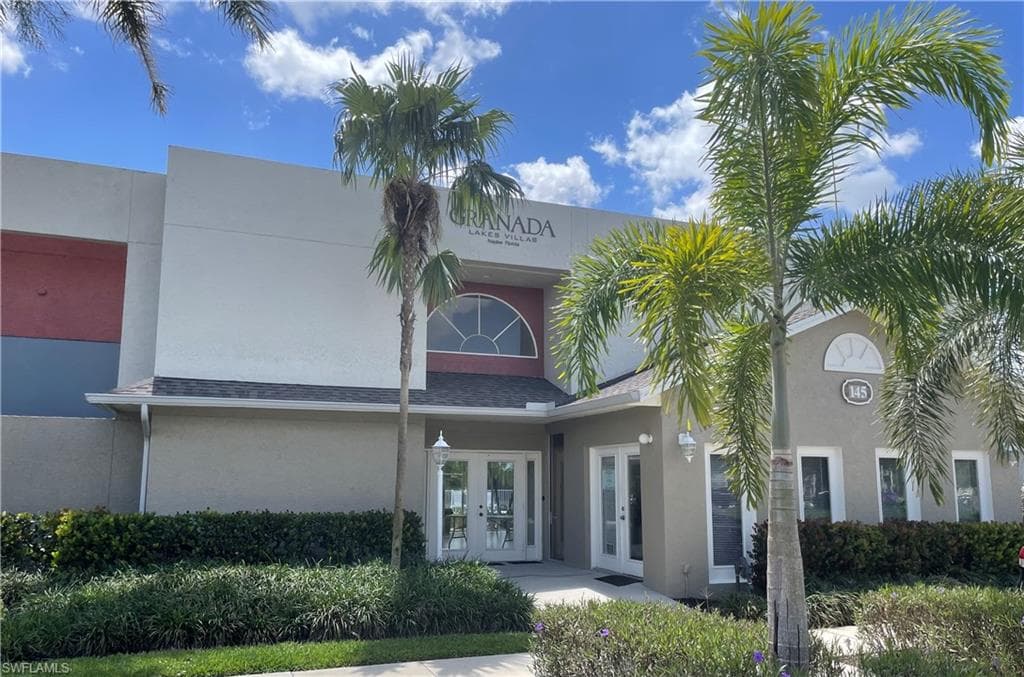 132 Santa Clara DR 132-5 NAPLES, FL 34104