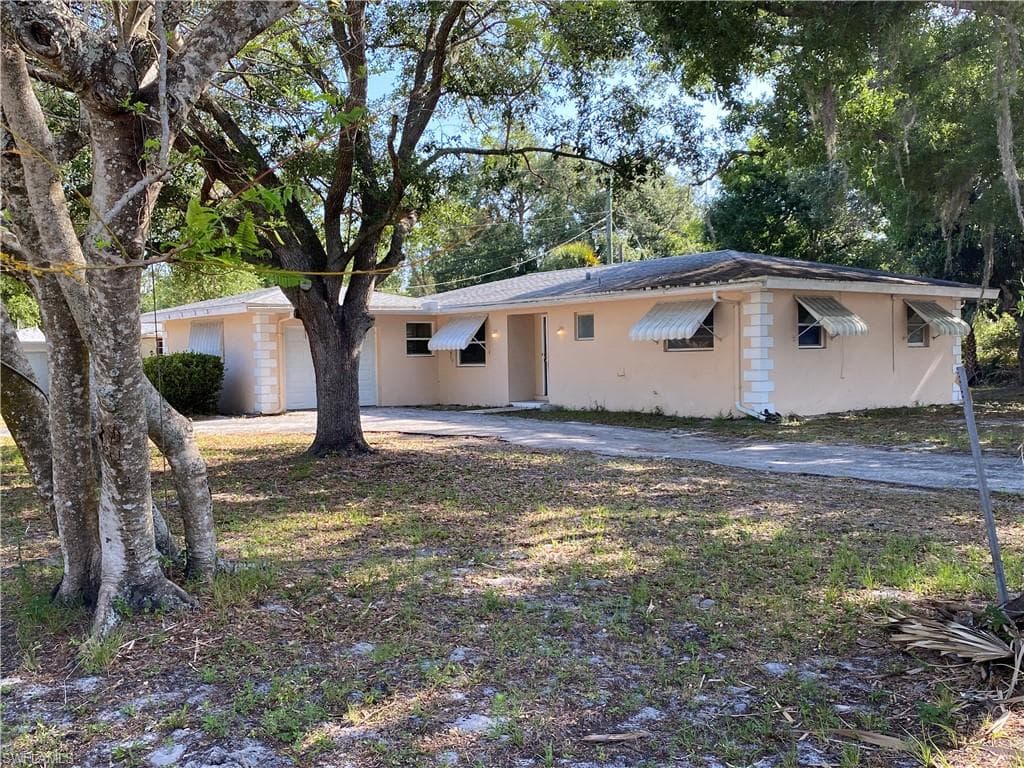 197 Louise ST FORT MYERS, FL 33905