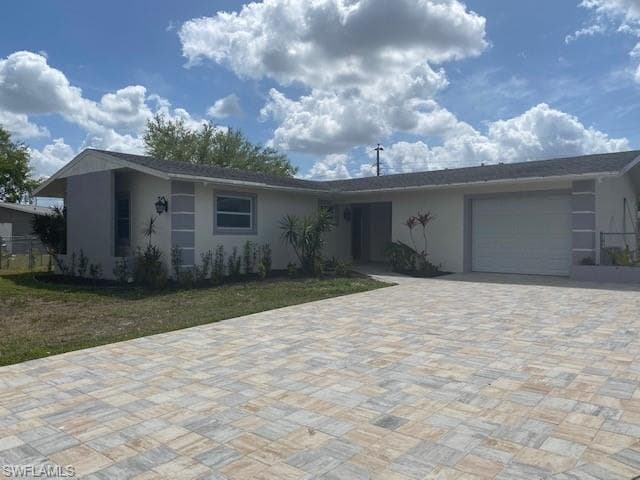 1325 Ellendale CIR LEHIGH ACRES, FL 33936