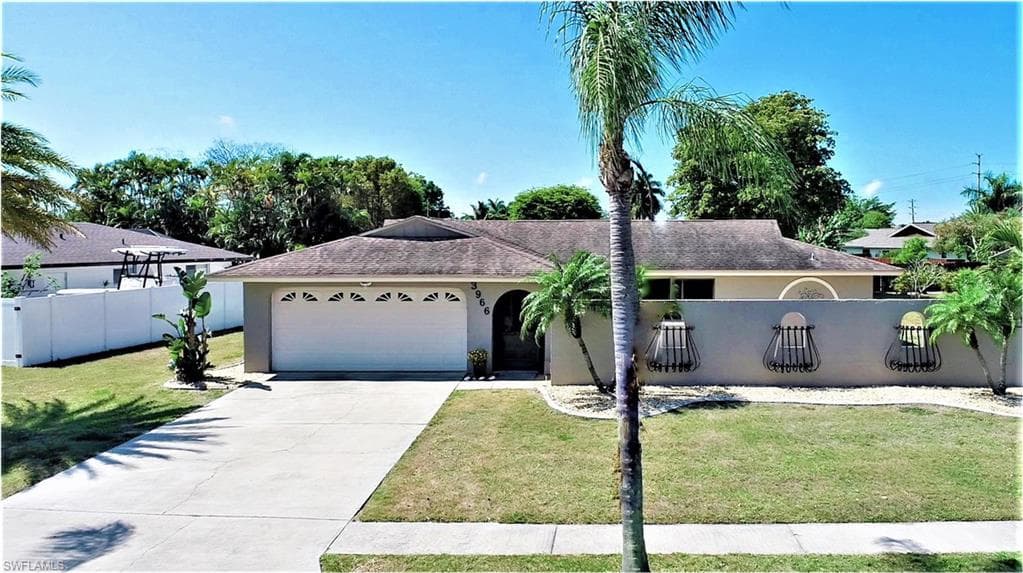 3966 Blenheim ST FORT MYERS, FL 33919
