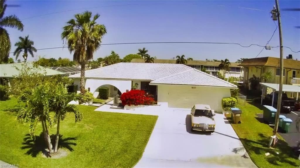 1657 Edith Esplanade CAPE CORAL, FL 33904
