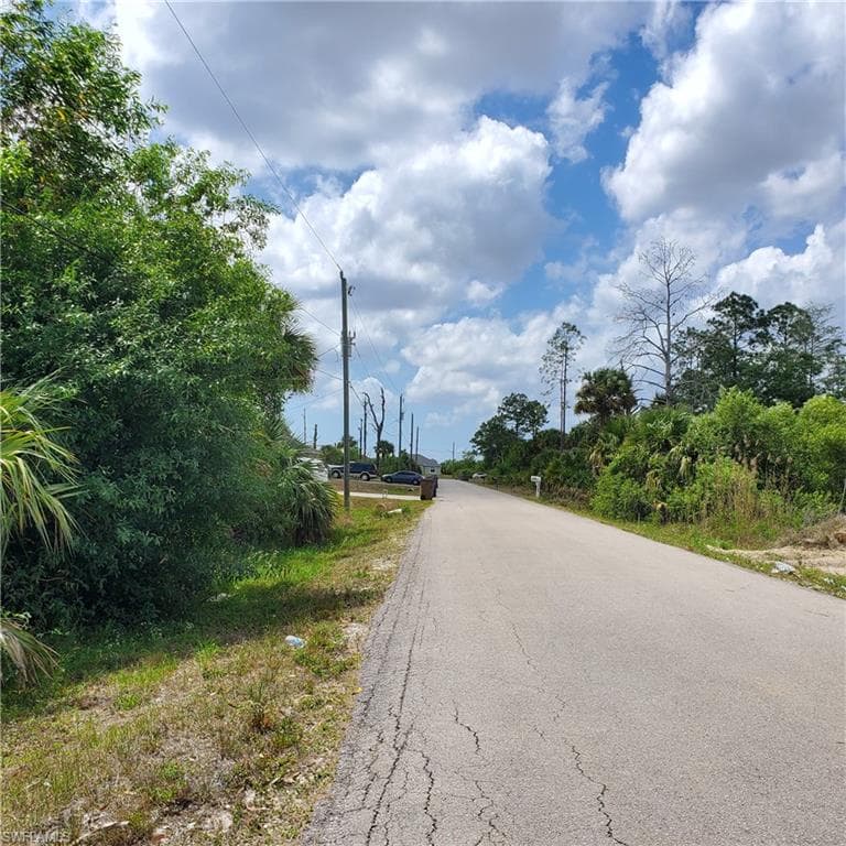 3409 32nd ST W LEHIGH ACRES, FL 33971