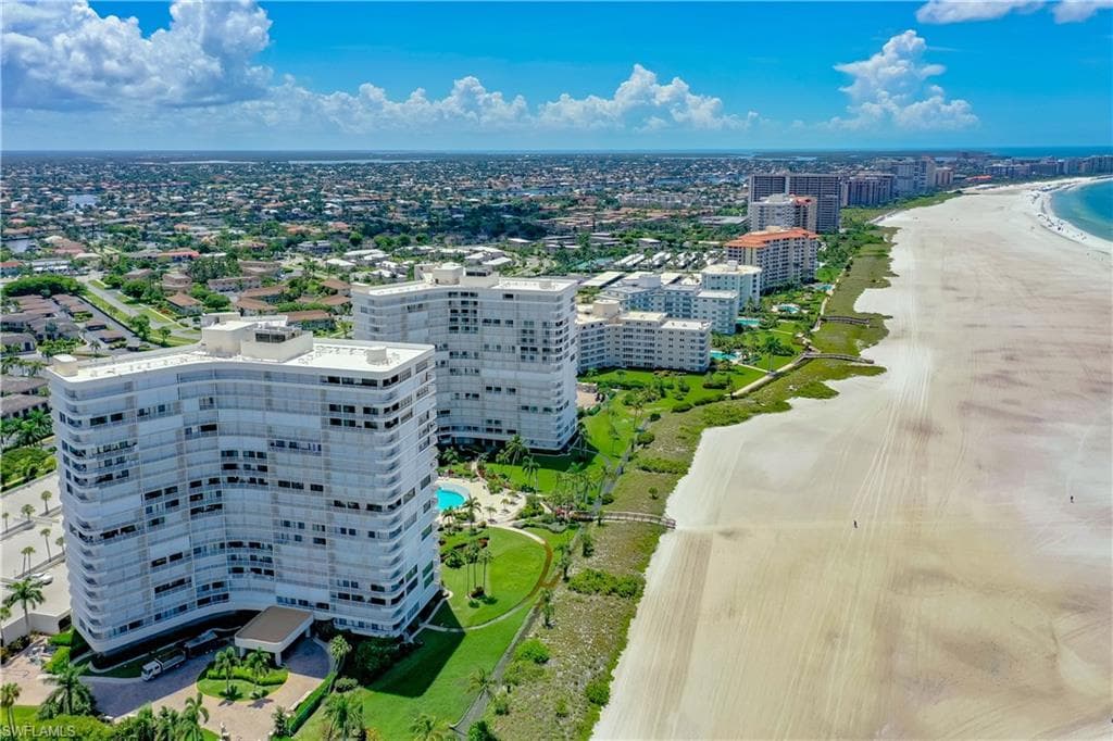 320 Seaview CT 1805 MARCO ISLAND, FL 34145
