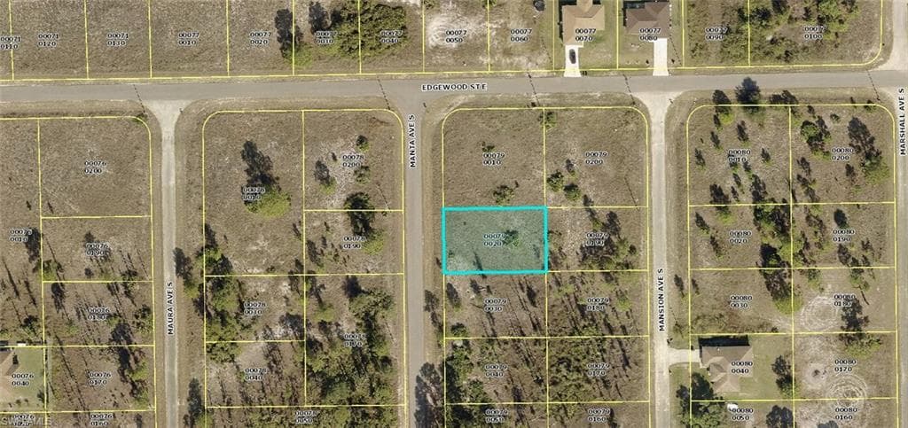 1043 Manta AVE S LEHIGH ACRES, FL 33974