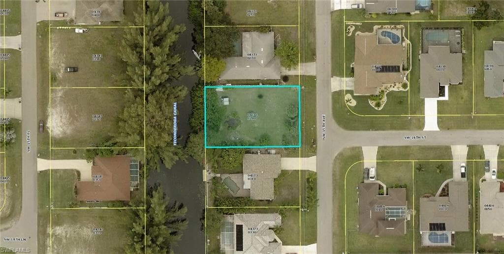 1726 SW 15th AVE CAPE CORAL, FL 33991
