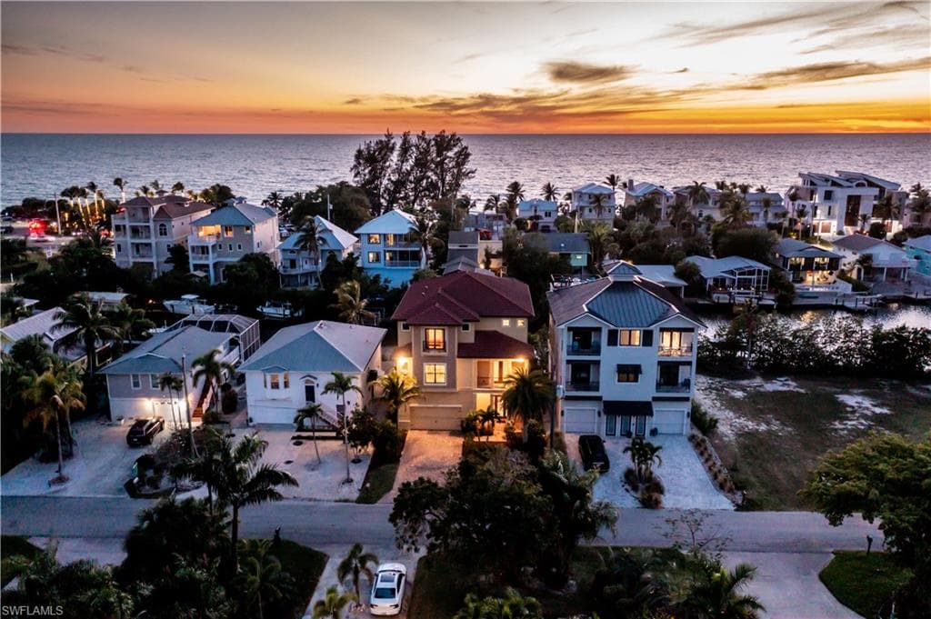 27878 Forester DR BONITA SPRINGS, FL 34134