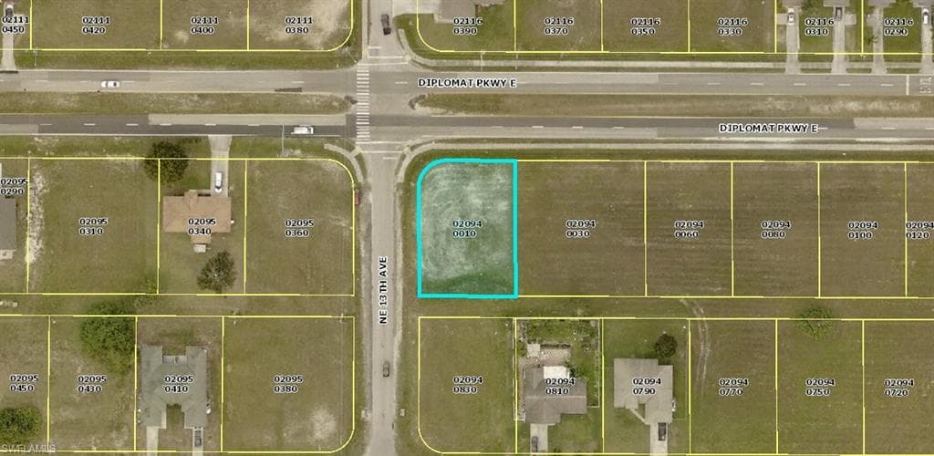 1302 Diplomat PKY E CAPE CORAL, FL 33909