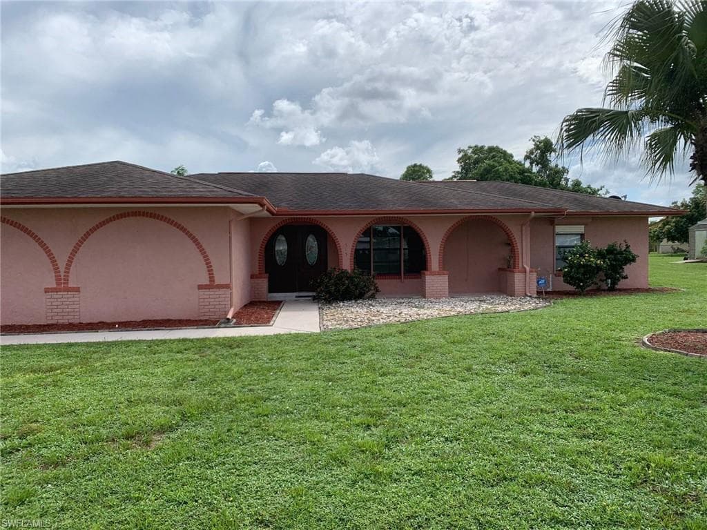 515 Pennview AVE LEHIGH ACRES, FL 33936