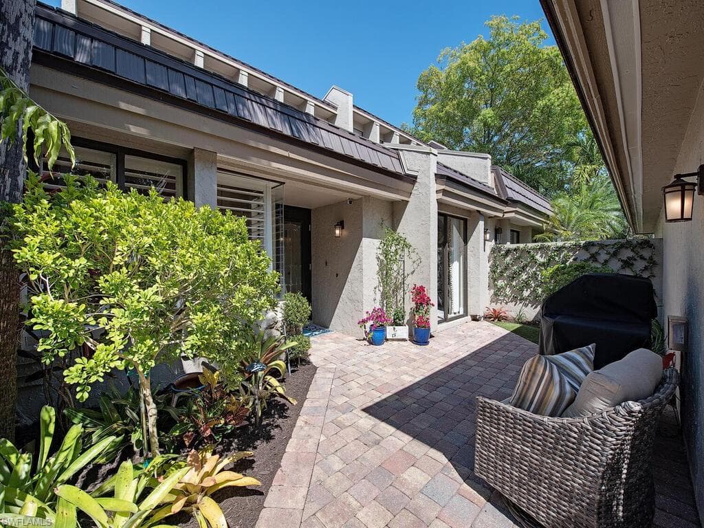 131 Bears Paw Trail NAPLES, FL 34105