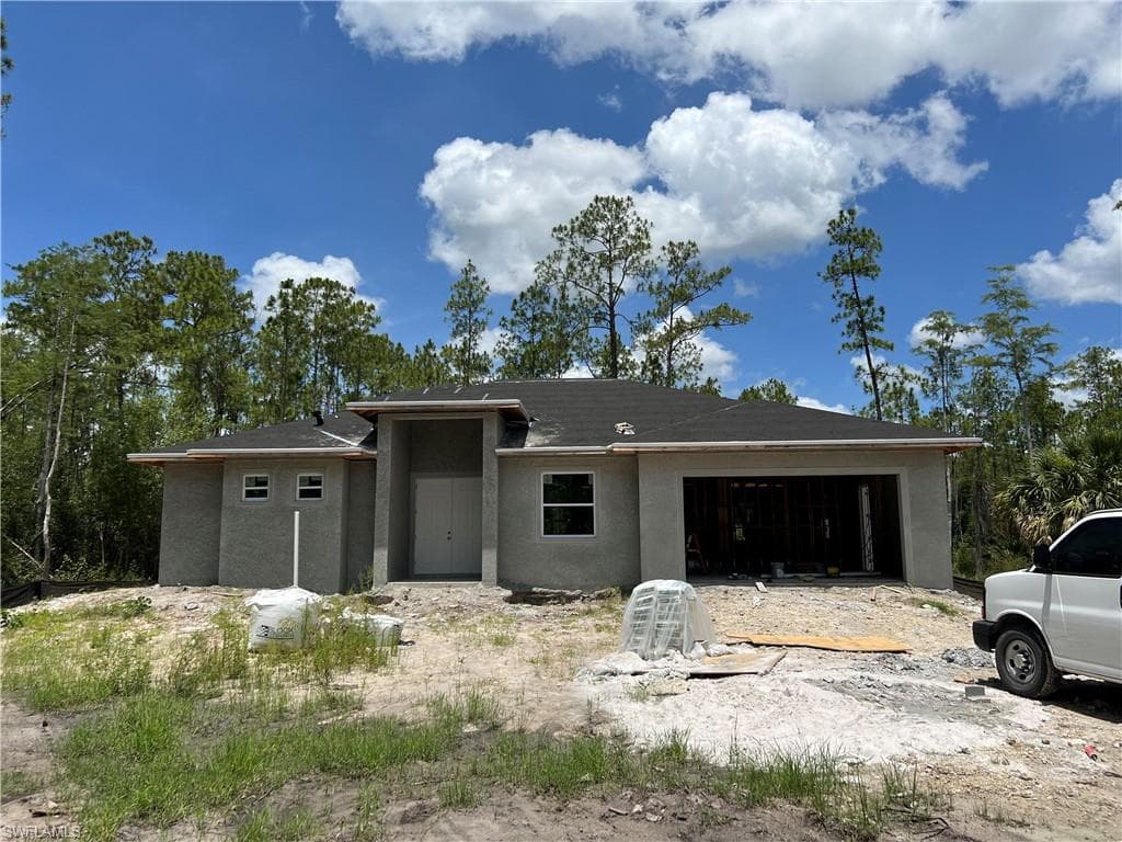 569 Desoto BLVD S NAPLES, FL 34117