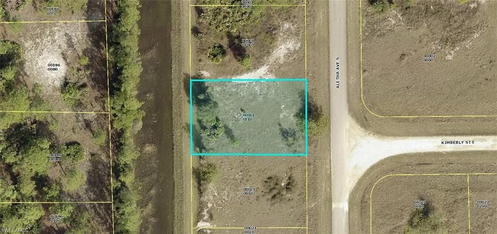 722 Aletha AVE S LEHIGH ACRES, FL 33974