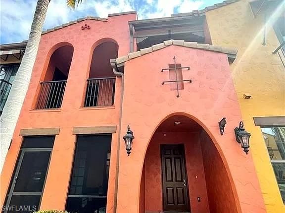 9050 Capistrano ST N 4102 NAPLES, FL 34113