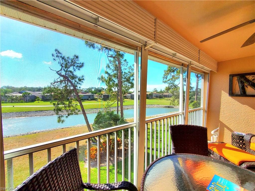 625 SARATOGA CIR I-203 NAPLES, FL 34104