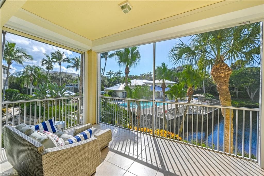 743 Bentwater CIR 6-101 NAPLES, FL 34108