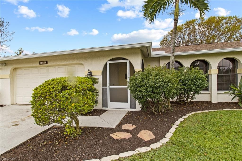 940 SW 31st TER CAPE CORAL, FL 33914
