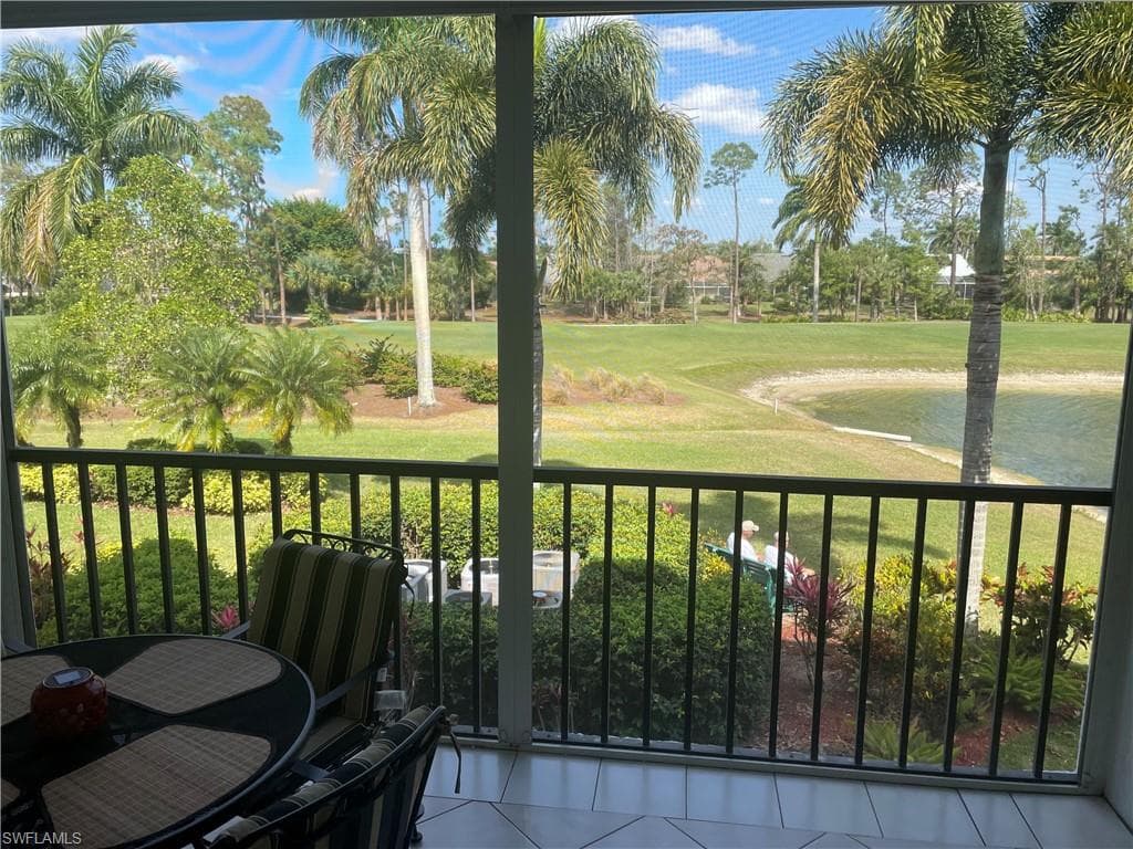 7340 Coventry CT 817 NAPLES, FL 34104