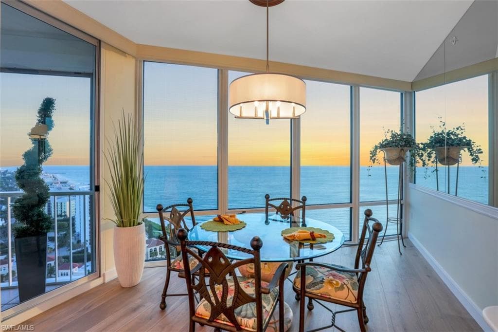 3991 Gulf Shore BLVD N PH203 NAPLES, FL 34103