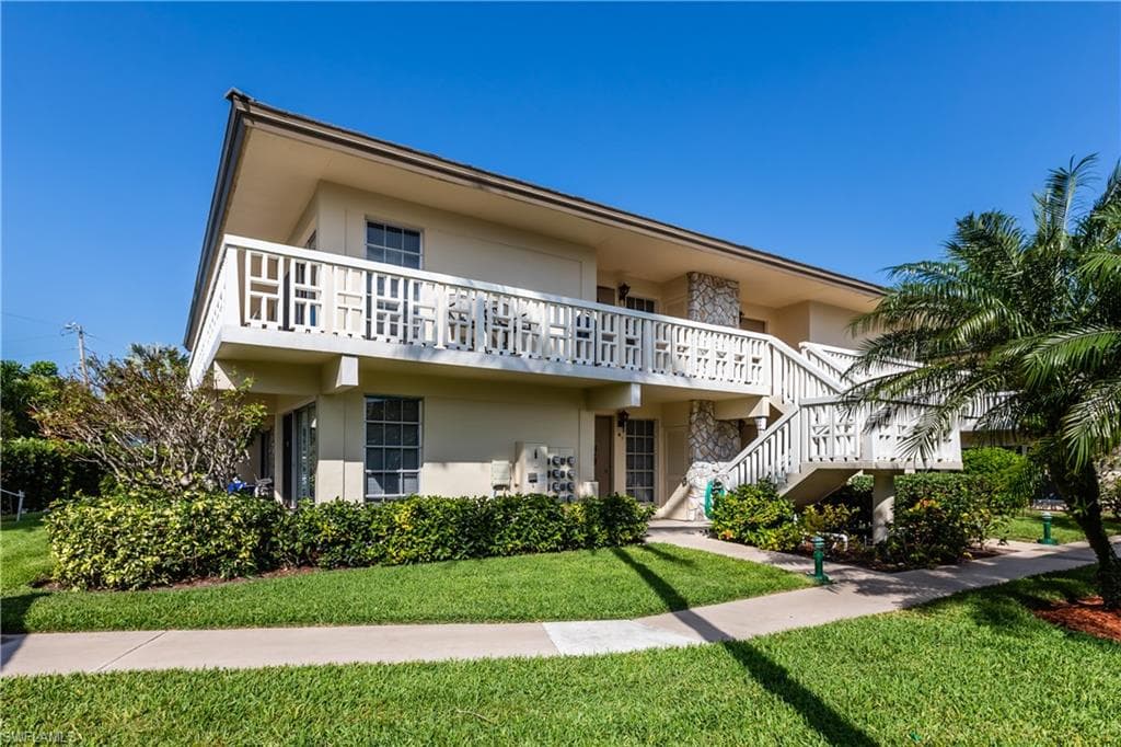 1215 Edington PL M5 MARCO ISLAND, FL 34145