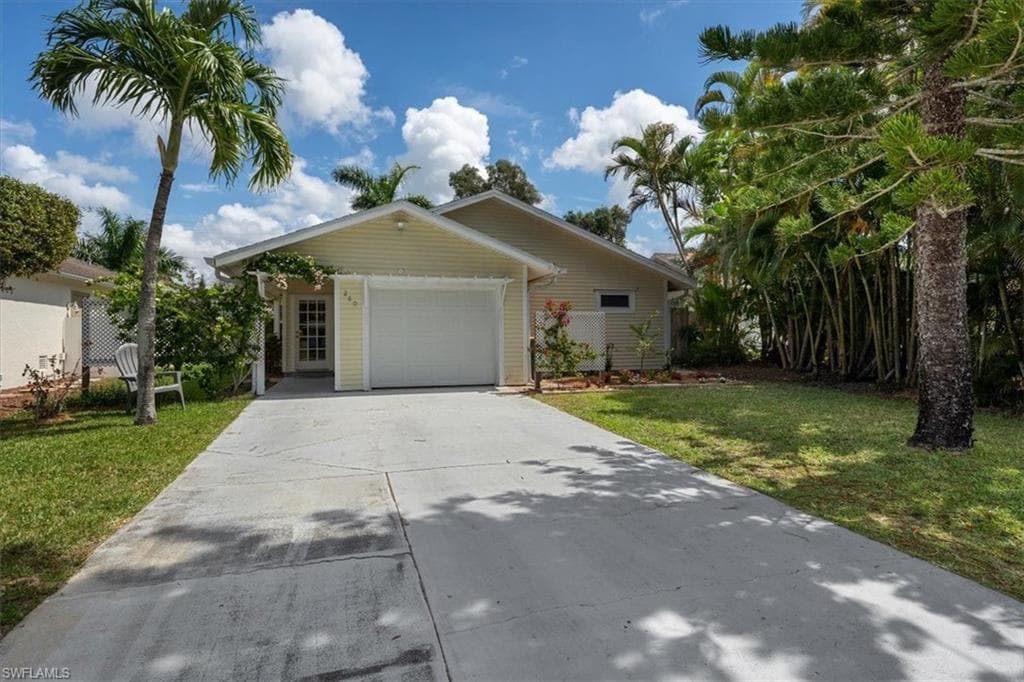 260 Porter ST NAPLES, FL 34113