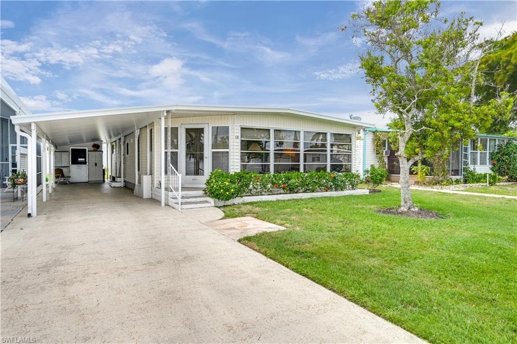 12 Ruby LN R-12 NAPLES, FL 34112