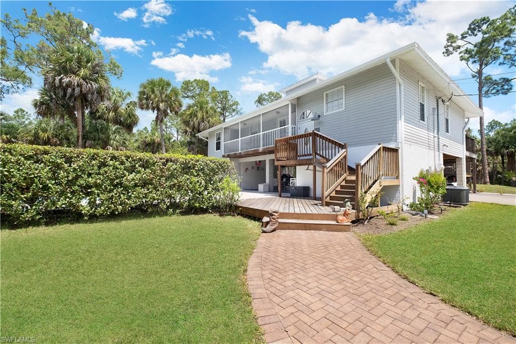 560 11th ST SW NAPLES, FL 34117