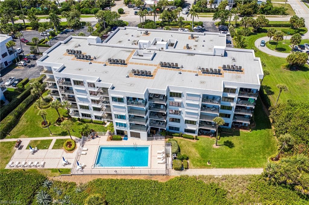 1700 Ocean DR 101 VERO BEACH, FL 32963