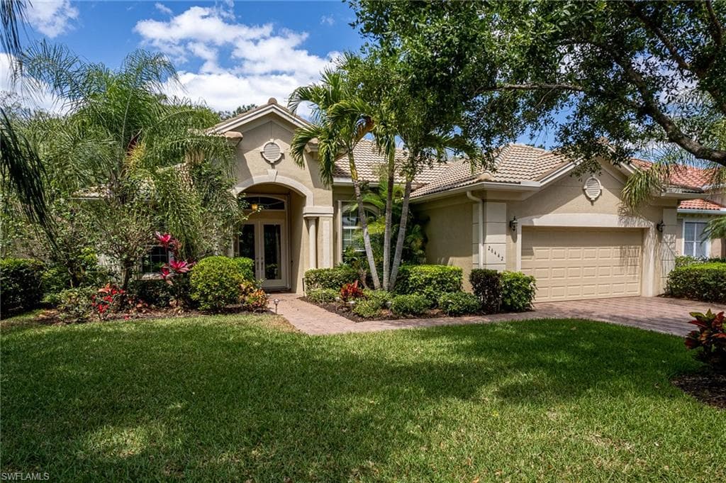 26442 Doverstone ST BONITA SPRINGS, FL 34135