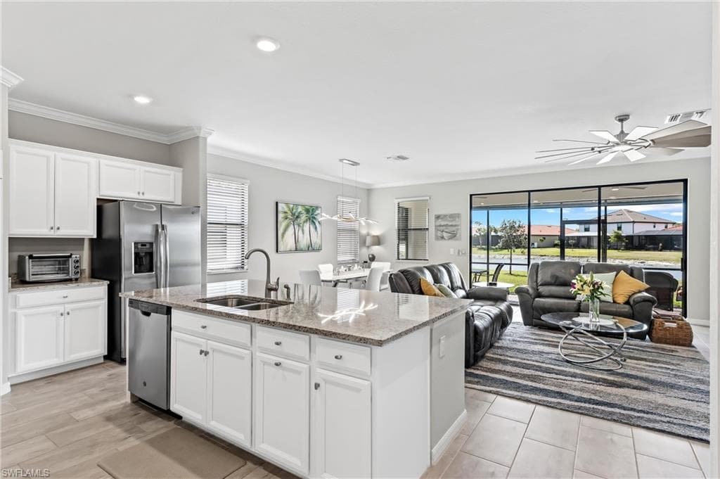 1597 Vizcaya LN NAPLES, FL 34113