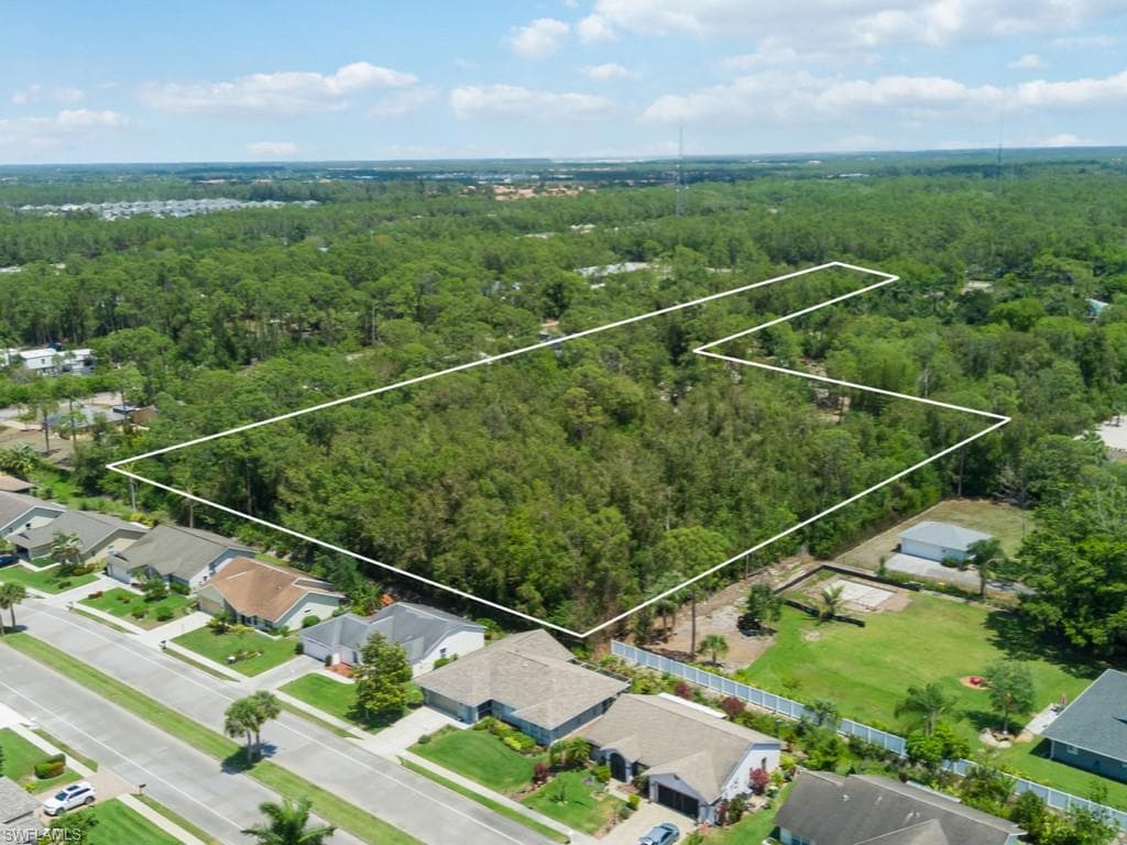5525 Lansdale LN NAPLES, FL 34112