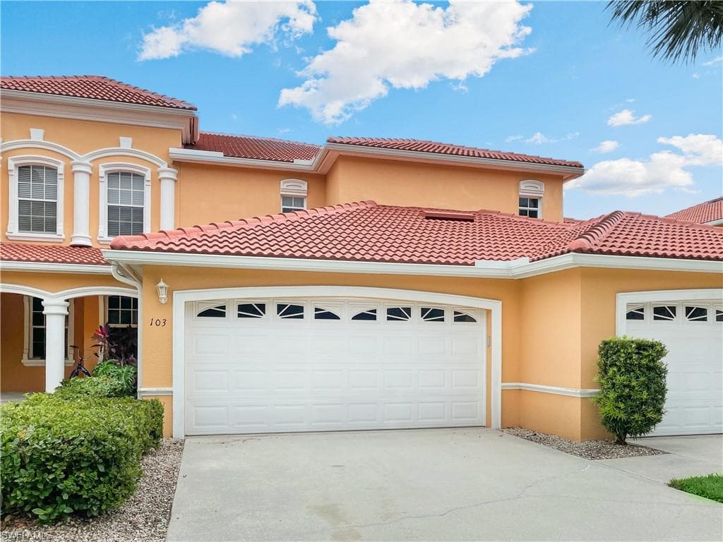 13811 Eagle Ridge Lakes DR 103 FORT MYERS, FL 33912
