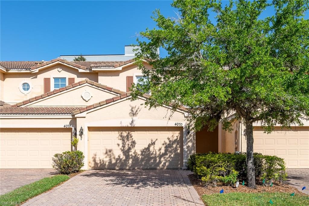 4070 Cherrybrook LOOP FORT MYERS, FL 33966