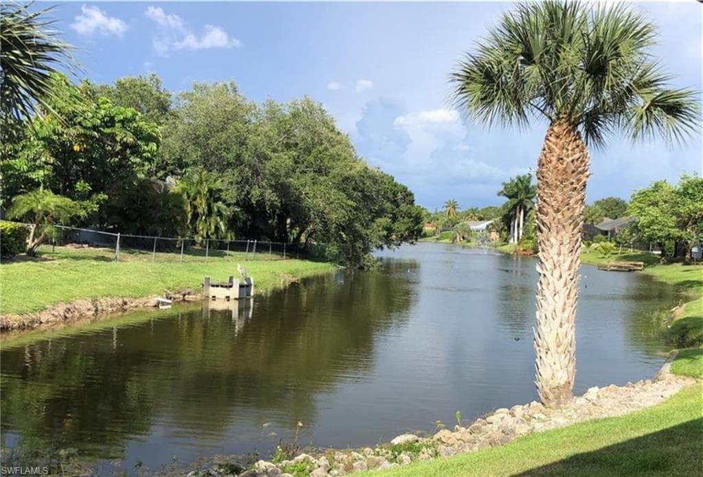223 Sharwood DR NAPLES, FL 34110