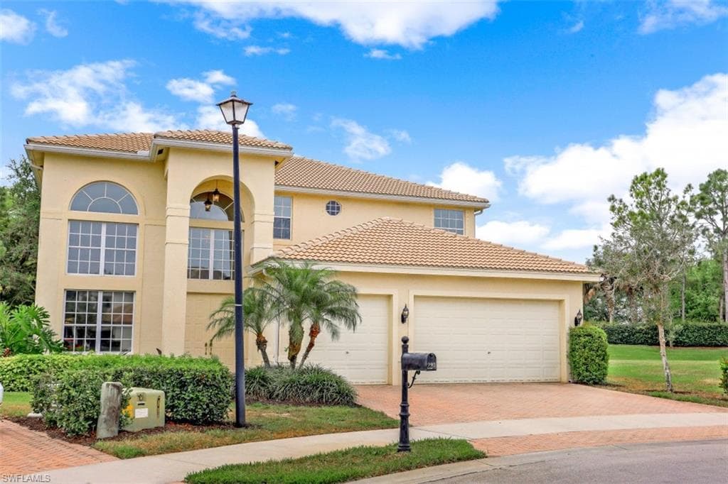 2214 CAMPESTRE TER NAPLES, FL 34119