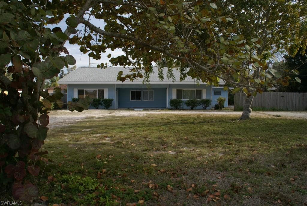 728 104TH AVE N E NAPLES, FL 34108
