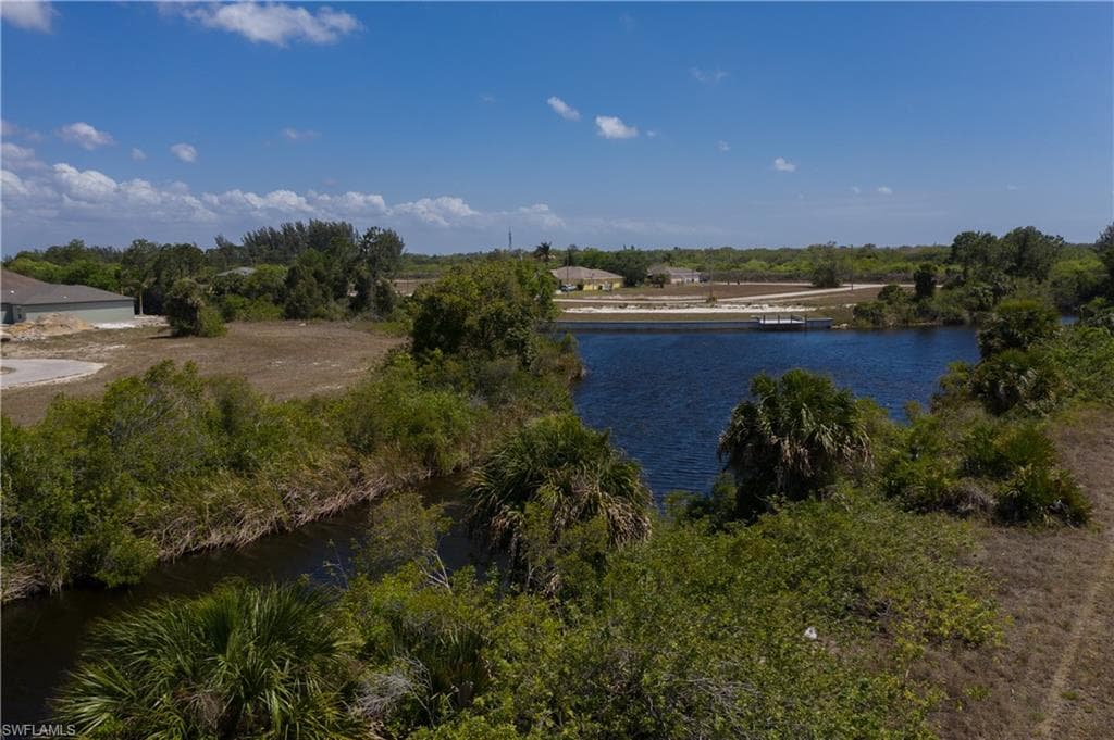 3821 NW 38th AVE CAPE CORAL, FL 33993