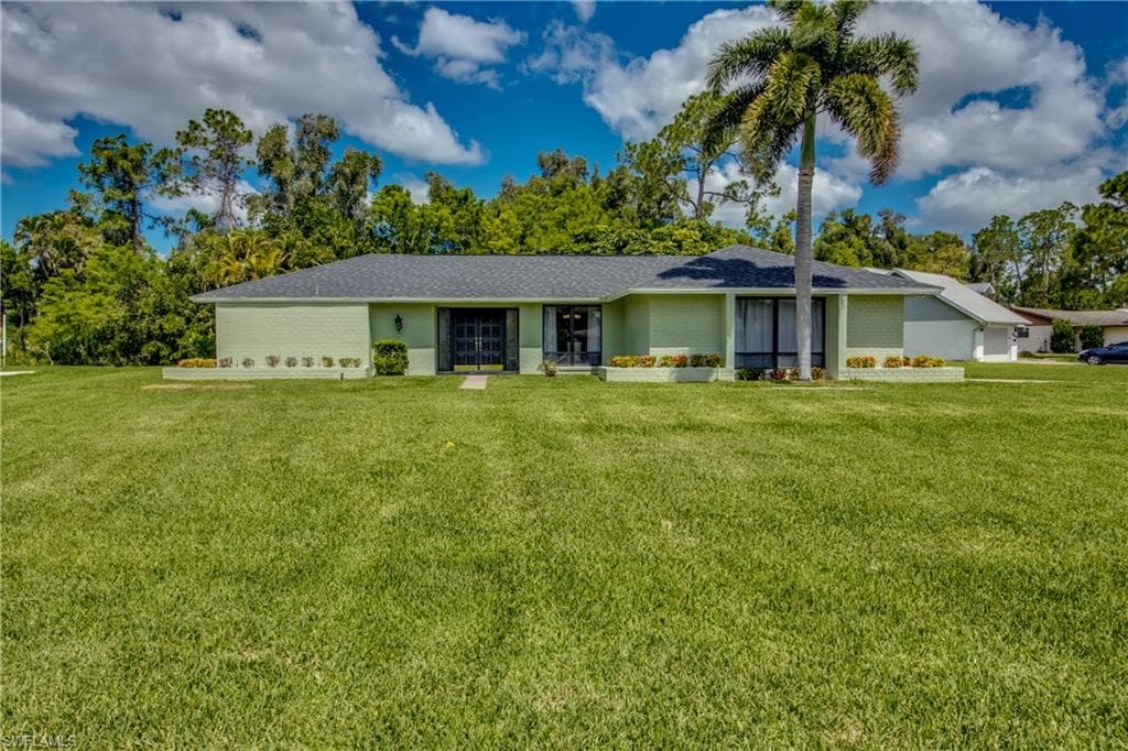 6403 Morgan La Fee LN FORT MYERS, FL 33912