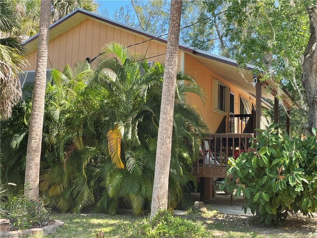 222 Mango ST FORT MYERS BEACH, FL 33931