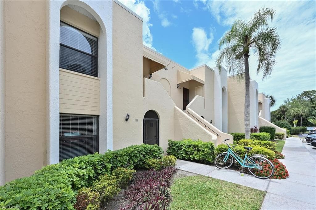 3320 Olympic DR 124 NAPLES, FL 34105