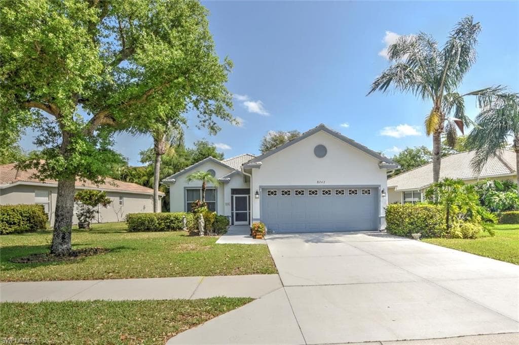 8242 Laurel Lakes BLVD NAPLES, FL 34119