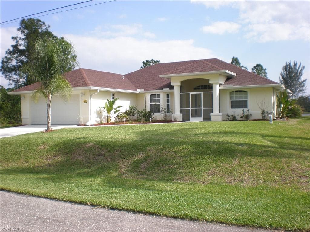 868 Haskell ST E LEHIGH ACRES, FL 33974