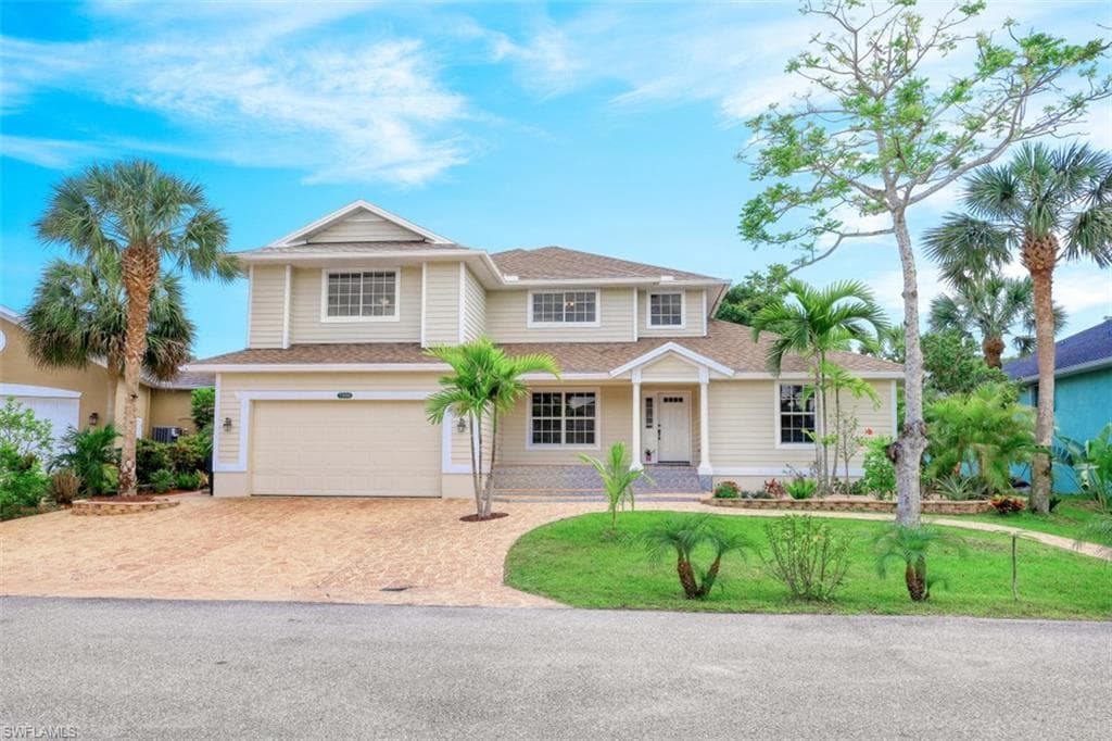 7986 Sandel Wood CIR W FORT MYERS, FL 33908